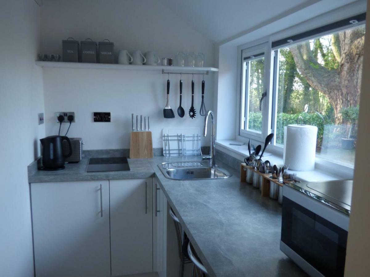 Crossways Self-Catering Cottage - Self Contained East Ravendale エクステリア 写真